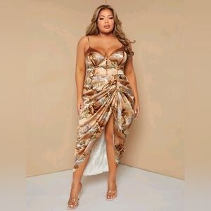 SHEIN SXY Plus Figure Graphic Ruched Split Thigh Satin Cami Dress